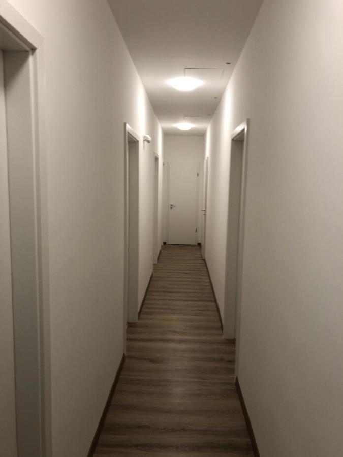 Omega Apartments Boedapest Buitenkant foto